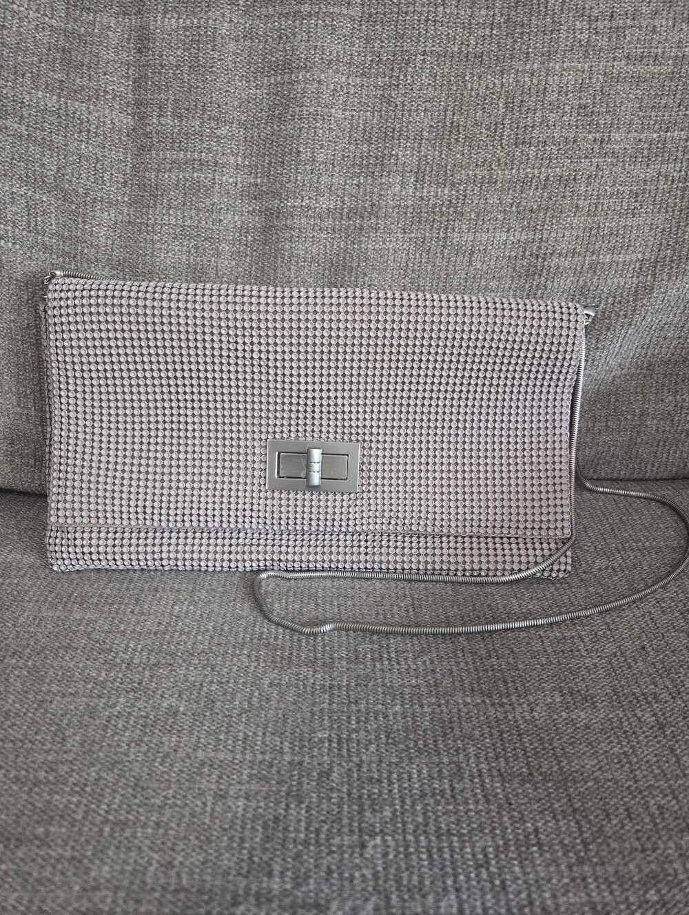BCBGMAXAZRIA Bone Color Silver Metal Mesh Turn-Lock Clutch Bag